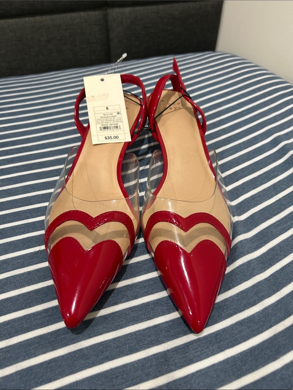 A new day Red Pointed Women's shoe size 8 new